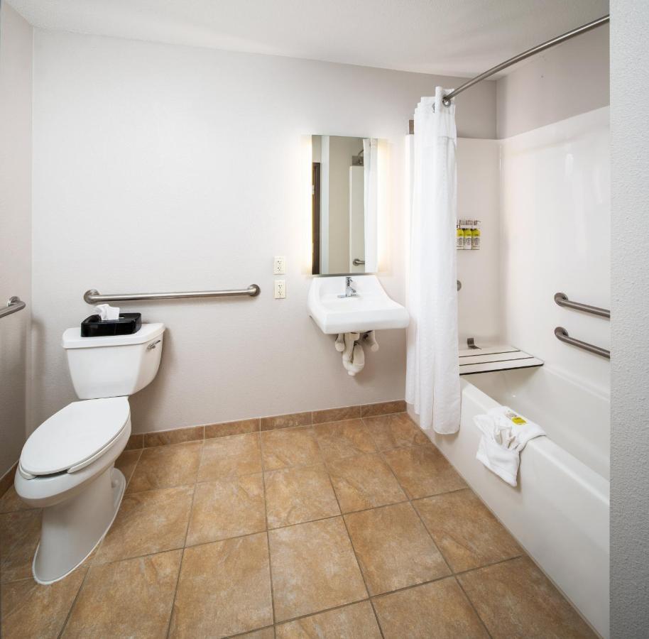 Holiday Inn Express Hotel & Suites Bellevue-Omaha Area By Ihg Εξωτερικό φωτογραφία